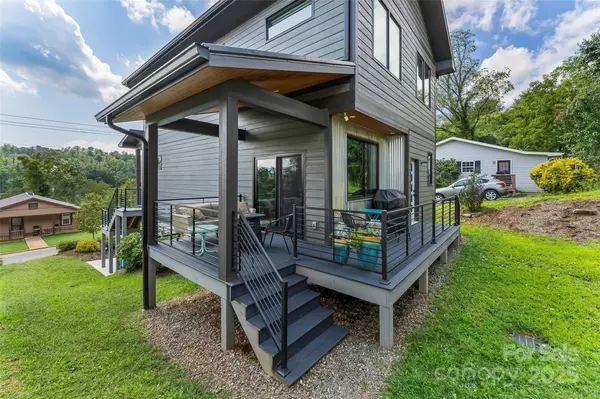 Asheville, NC 28806,120 Joyner AVE