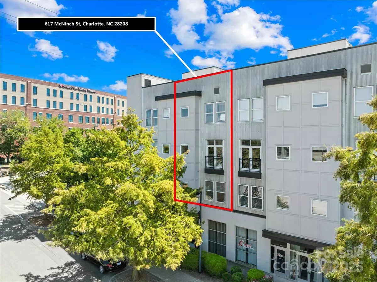 Charlotte, NC 28208,617 Mcninch ST