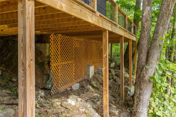 Burnsville, NC 28714,88 Mountain Farm RD