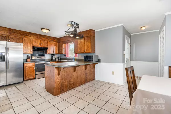 Kings Mountain, NC 28086,802 Bethlehem RD #5