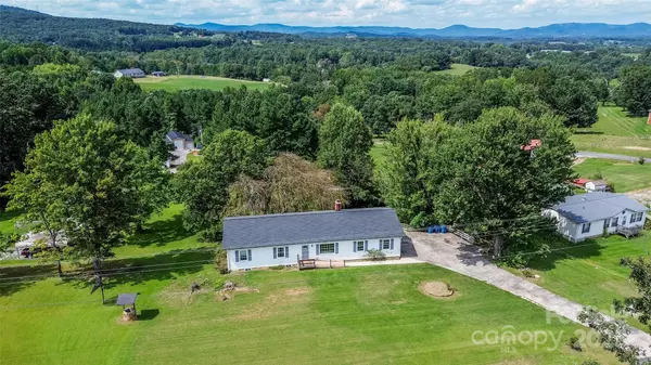 Taylorsville, NC 28681,356 Barrett Mountain RD