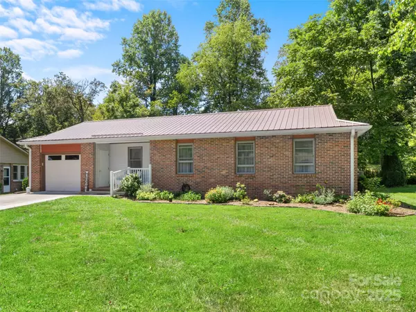 Brevard, NC 28712,33 Resada DR