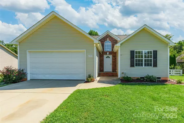 Mooresville, NC 28117,235 Kendra DR