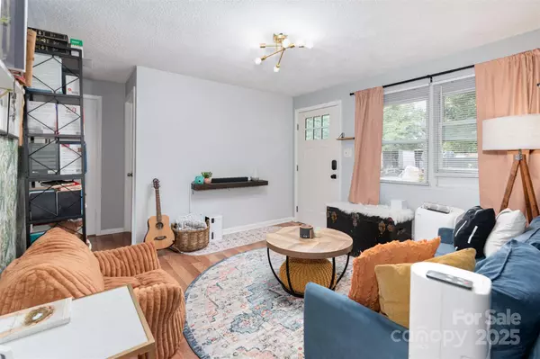 Clover, SC 29710,229 Price ST