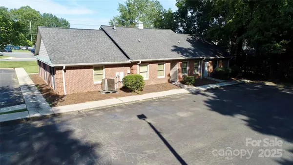 Kannapolis, NC 28083,1910 Dale Earnhardt BLVD