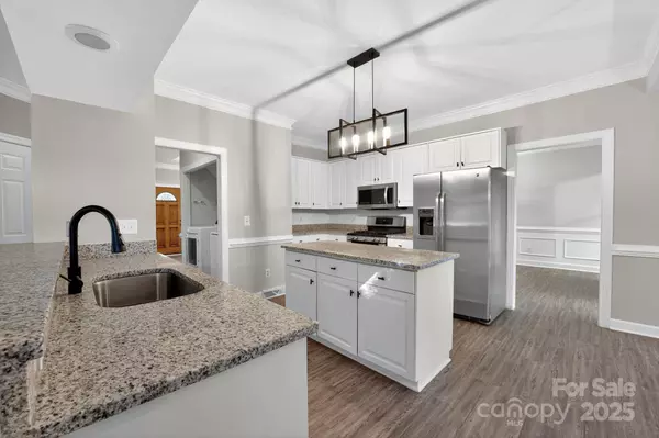 Charlotte, NC 28269,9238 Heritage Woods PL