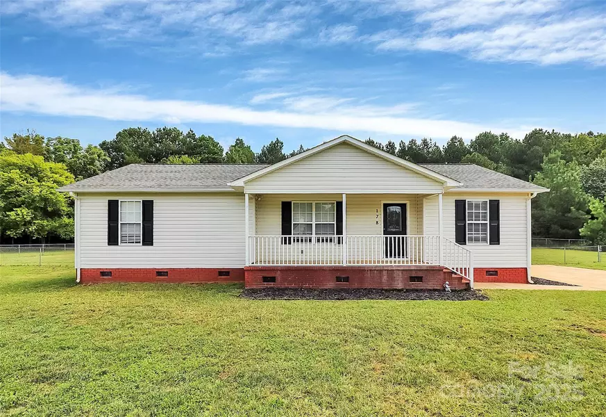 178 Flushing DR, York, SC 29745