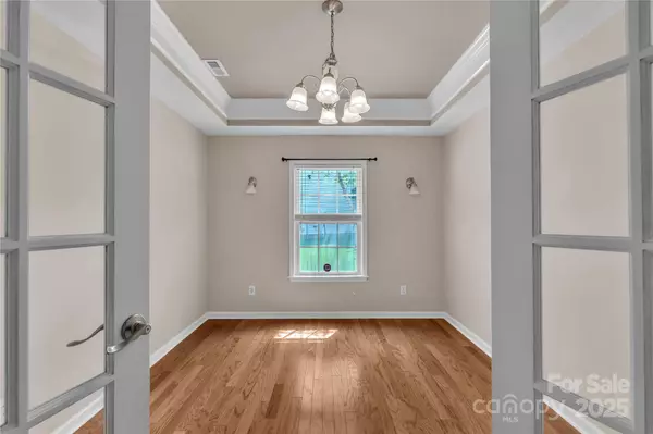 Matthews, NC 28104,4023 Lawrence Daniel DR