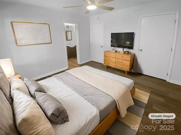 Charlotte, NC 28215,5312 Great Wagon RD