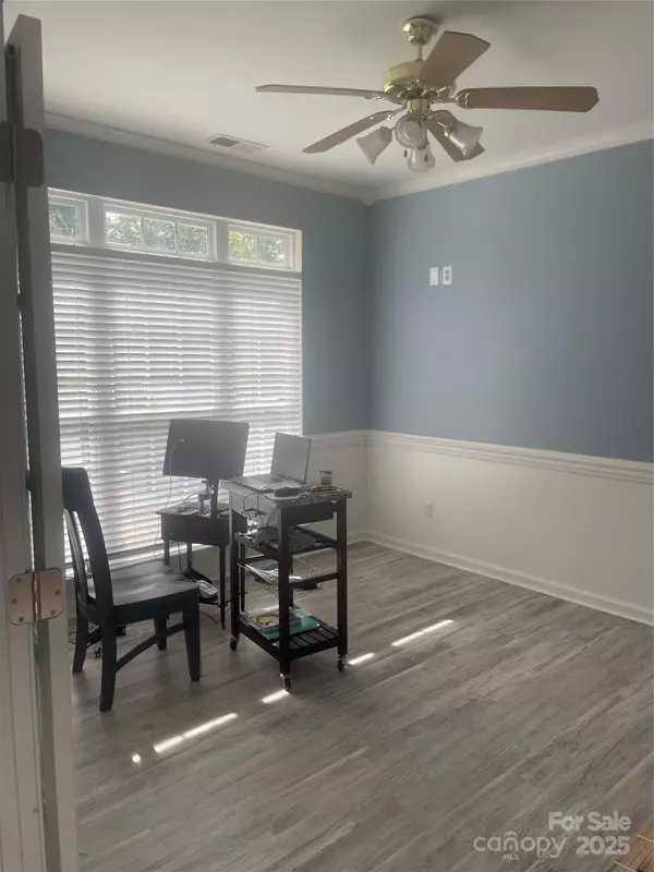 Charlotte, NC 28213,2529 Waters Vista CIR