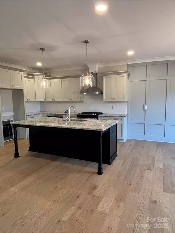 Lexington, NC 27295,279 Sandpiper DR #6