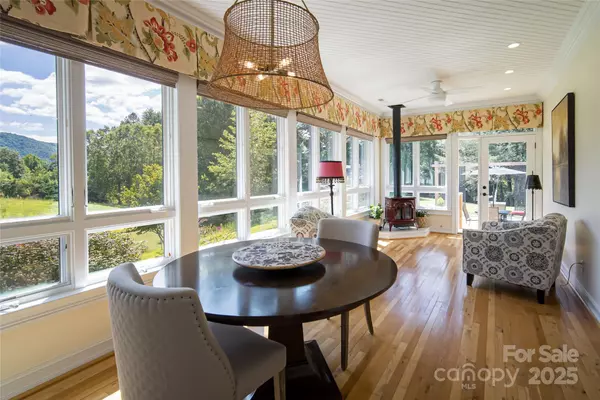 Brevard, NC 28712,31 Piccadilly PL