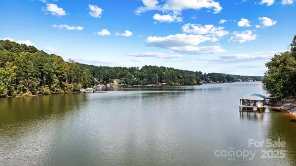 148 Winwood CIR, Granite Falls, NC 28630