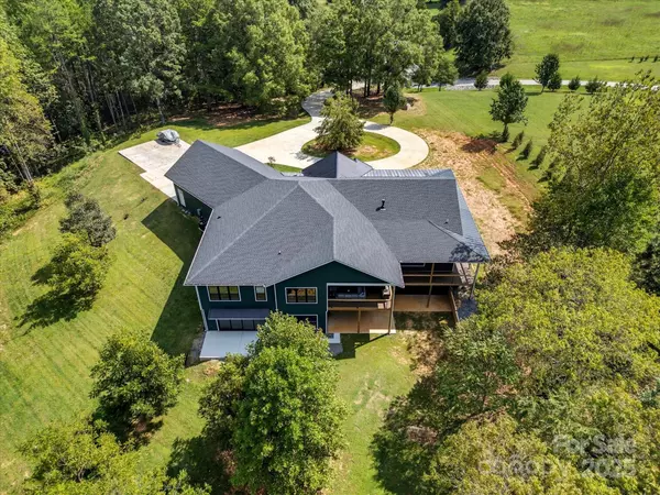 Mooresville, NC 28115,1070 Saddle Back LN