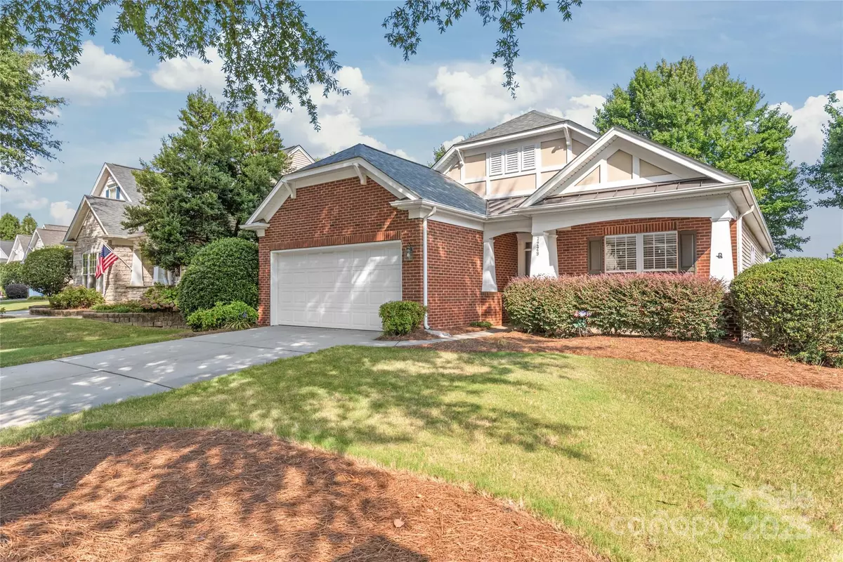 Matthews, NC 28105,7229 Corduroy CT