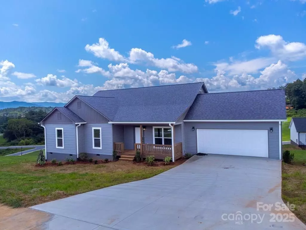 Franklin, NC 28734,381 Scenic Ridge CIR