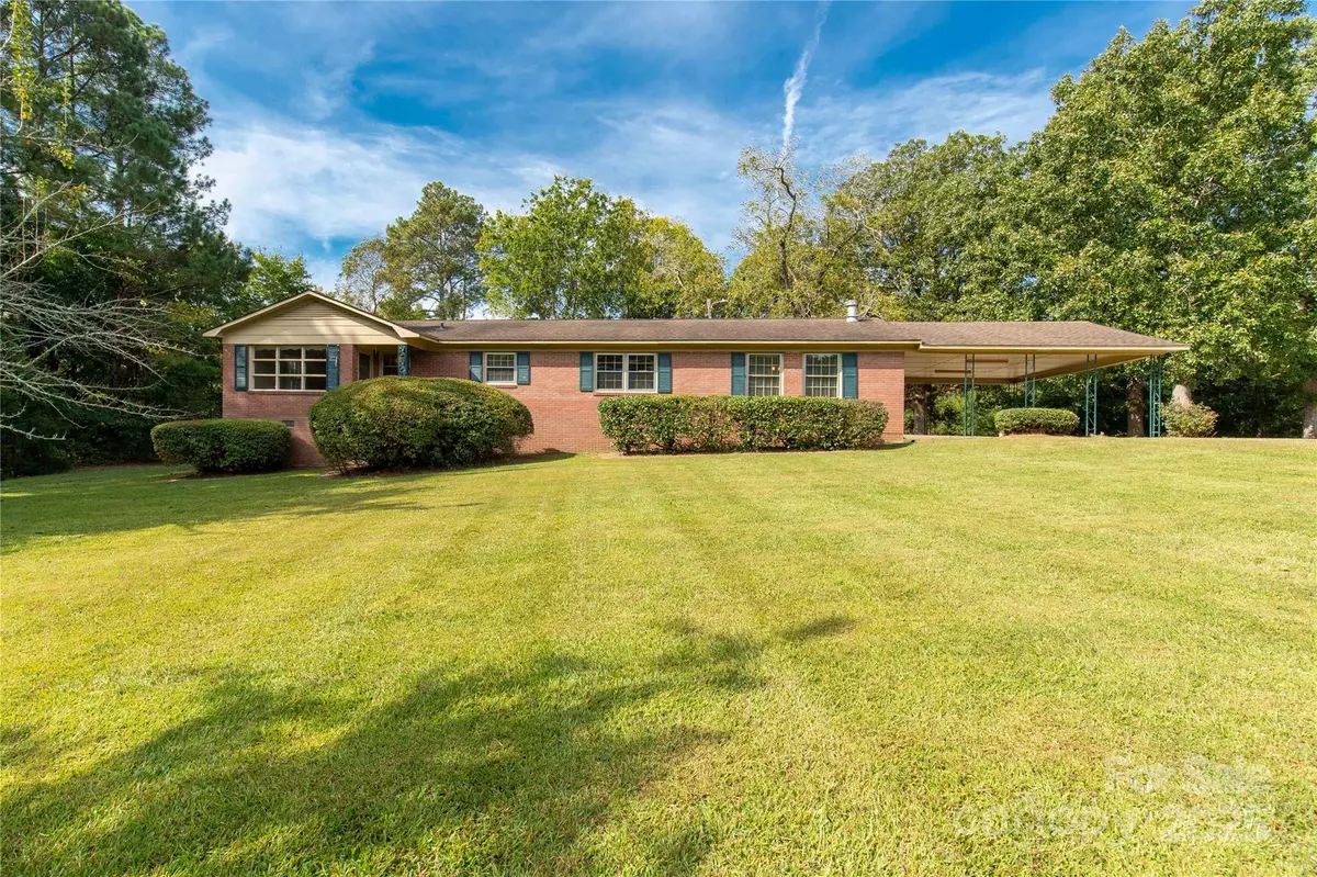 Lancaster, SC 29720,1967 Roland Williams RD