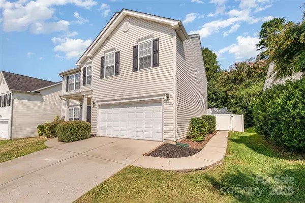 Charlotte, NC 28269,9012 Hedge Maple RD
