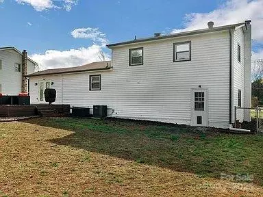 Stanley, NC 28164,102 Wingate DR