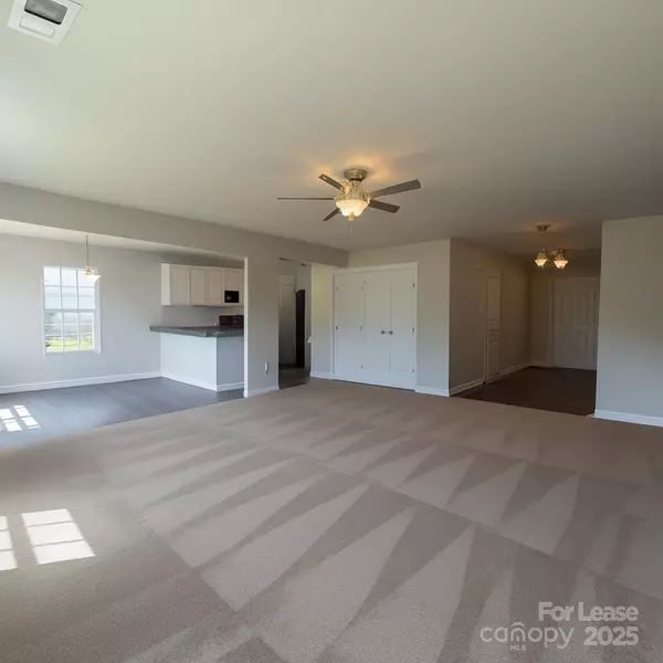 Charlotte, NC 28214,9354 Creedmore Hills DR