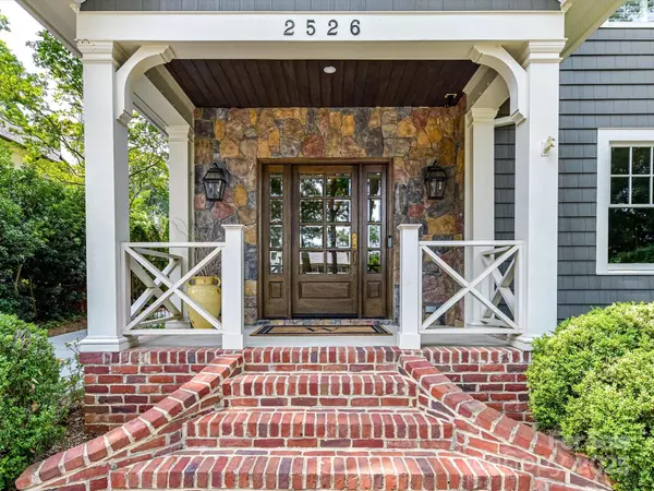 Charlotte, NC 28207,2526 Sherwood AVE