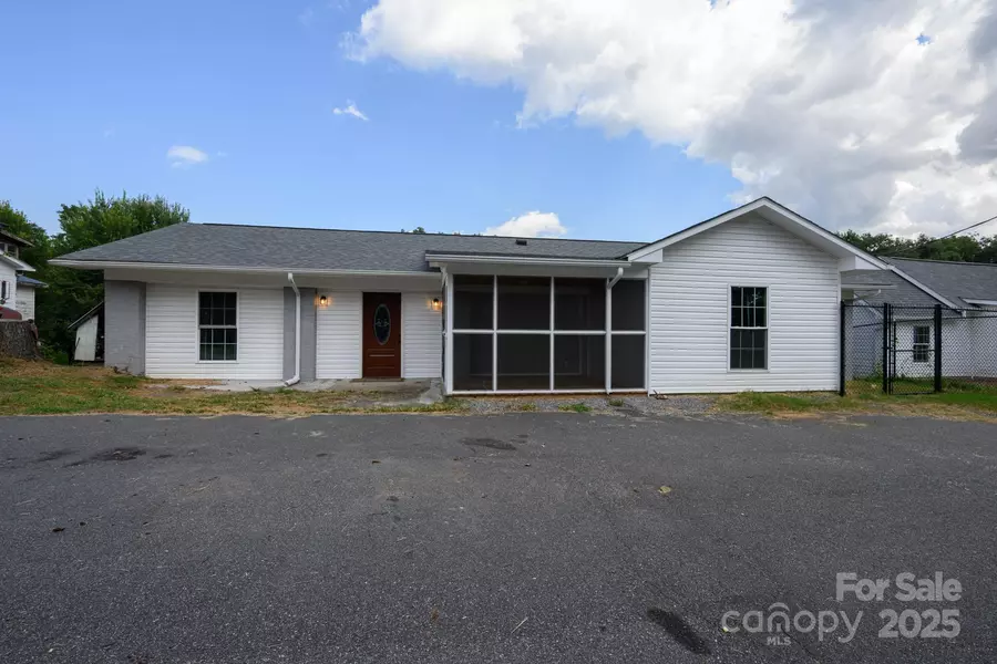 6474 Hudlow RD, Union Mills, NC 28167