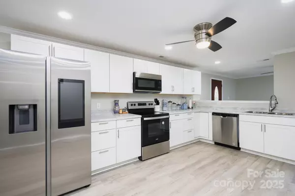 Union Mills, NC 28167,6474 Hudlow RD