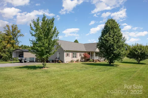 Olin, NC 28660,326 Dowell RD