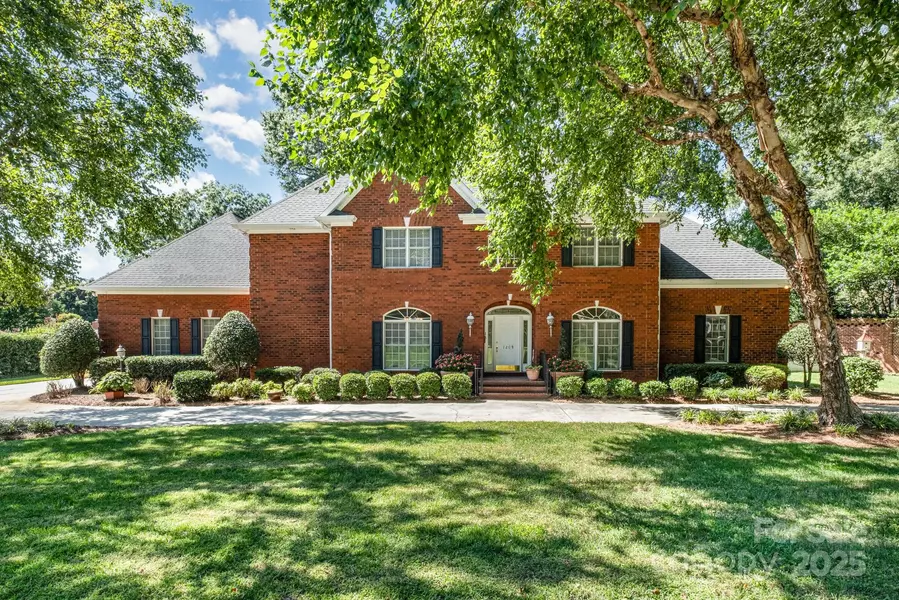 1209 S South ST, Gastonia, NC 28052