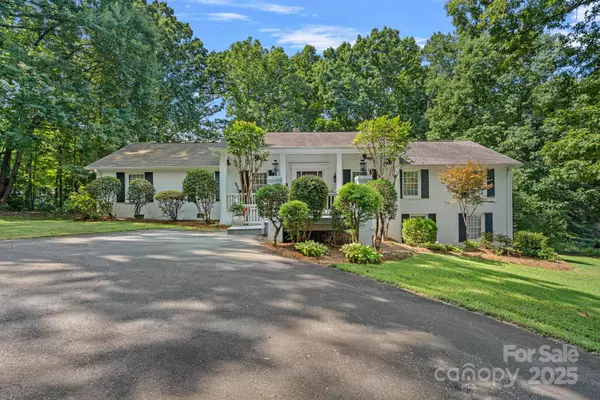 4610 Spicewood DR, Charlotte, NC 28227