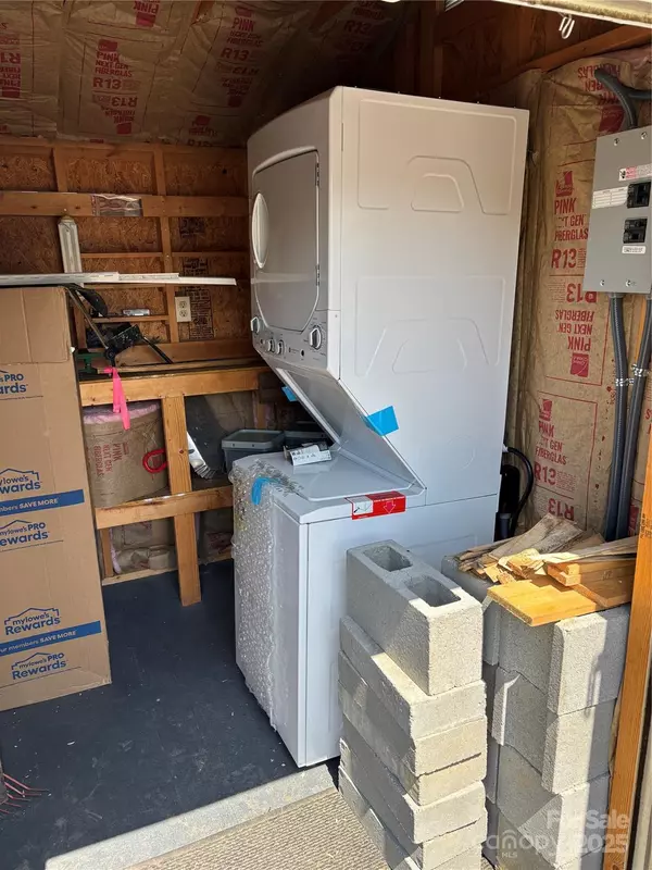 Waynesville, NC 28785,39 Polka LN