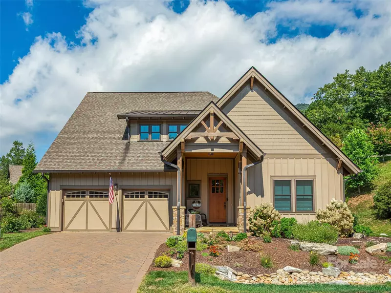 54 Stills Creek LOOP, Fairview, NC 28730