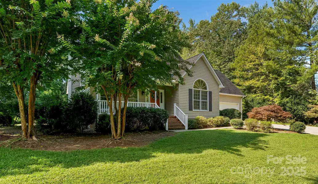 4617 Harbor View TER, Morganton, NC 28655