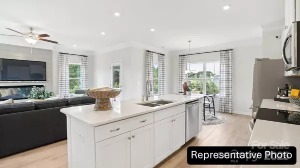 Salisbury, NC 28144,1218 Langston LN