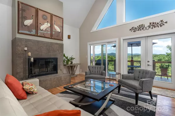 Asheville, NC 28804,18 Timber Moss DR