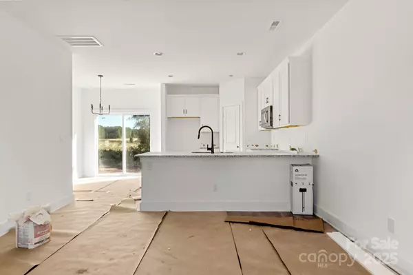 Harmony, NC 28634,109 Indian Wells CT