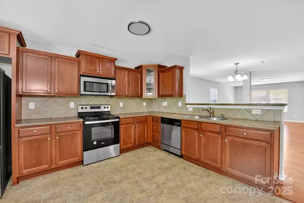 Charlotte, NC 28278,14434 Lake Crossing DR
