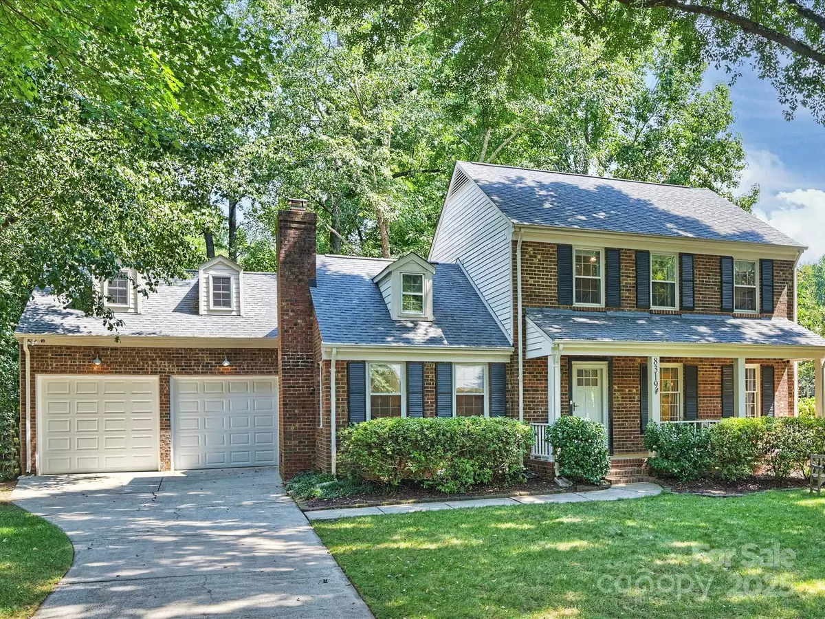 Charlotte, NC 28270,8319 Braeside CT