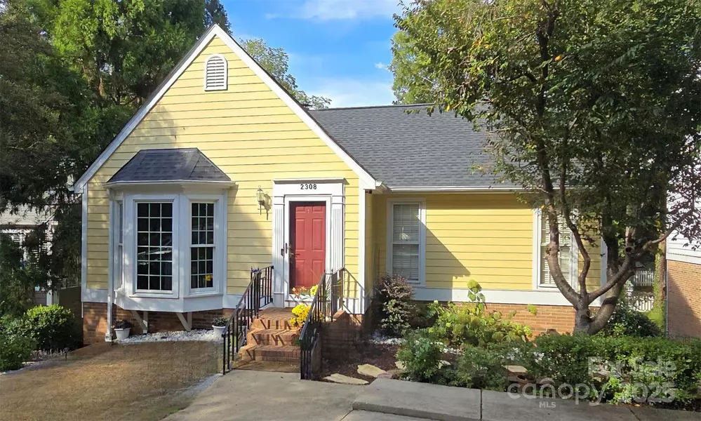 2308 Blair House CT, Charlotte, NC 28270