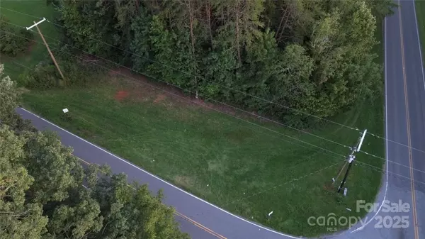 Mount Holly, NC 28120,000 Hickory Grove RD