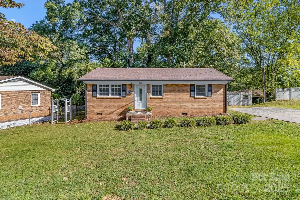 Dallas, NC 28034,806 Dogwood DR