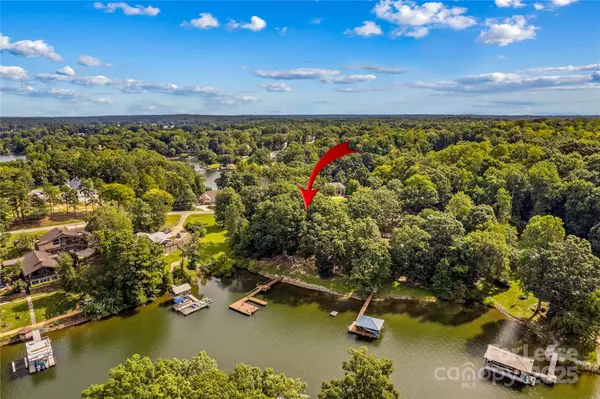Mooresville, NC 28117,173 Waddell RD