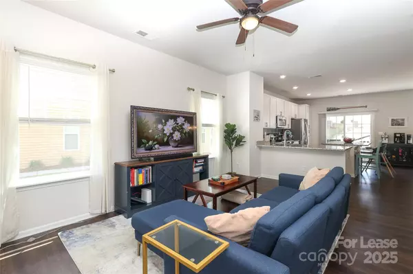 Charlotte, NC 28217,7024 Jane Parks WAY