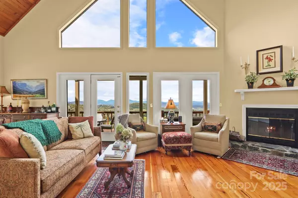 Boone, NC 28607,305 High Peak DR