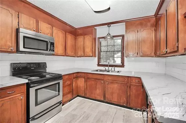 Charlotte, NC 28273,11820 Antebellum DR