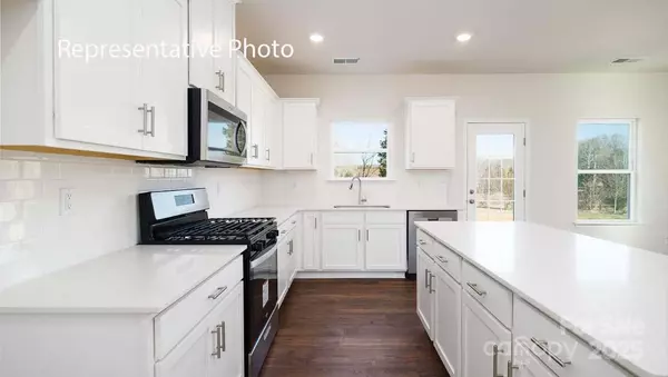 Statesville, NC 28677,163 Apple Orchard CT