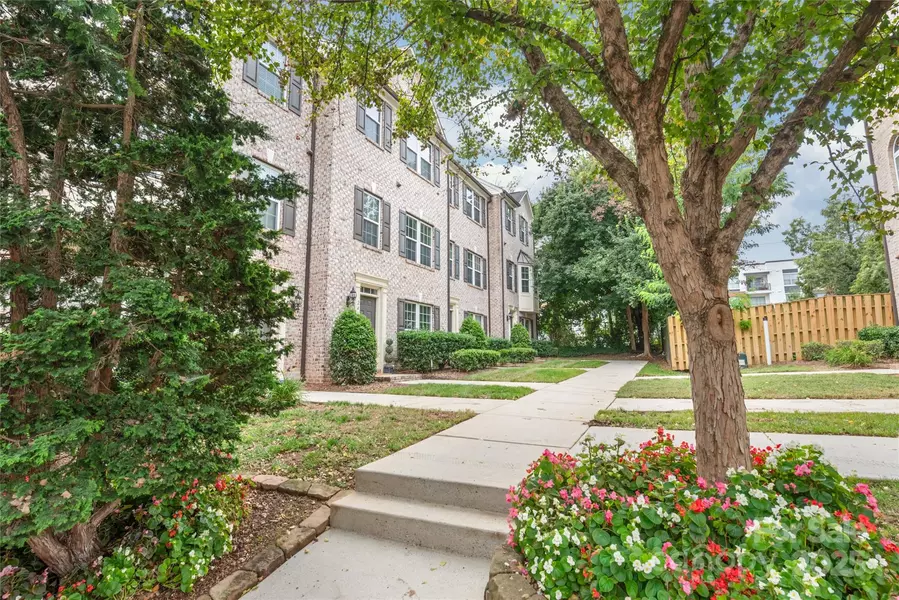 241 N Irwin AVE, Charlotte, NC 28202