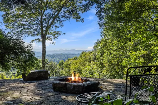 Brevard, NC 28712,658 Johnson RD