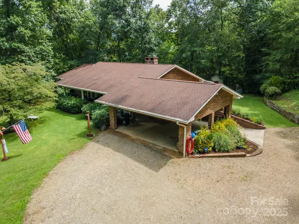 695 Chestnut Mountain RD, Canton, NC 28716