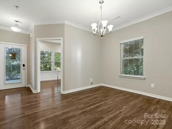 Charlotte, NC 28215,1618 Ameria RD